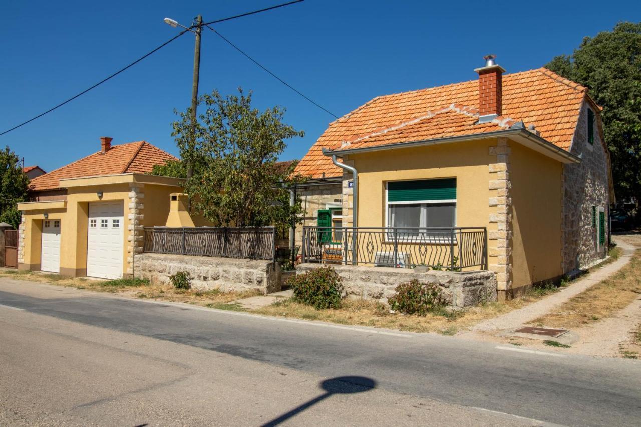 Apartman Ivan Drniš Extérieur photo